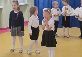 '' W krainie filmowych dźwięków".