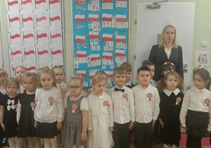 Akcja '' Szkoła do Hymnu''.