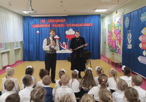 Udział dzieci w audycji muzycznej.