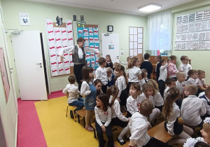 Udział dzieci w audycji muzycznej.