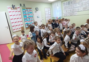 Udział dzieci w audycji muzycznej.