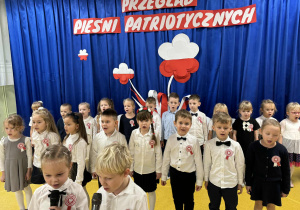 Kreciki śpiewają piosenkę