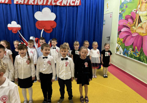 Kreciki śpiewają piosenkę