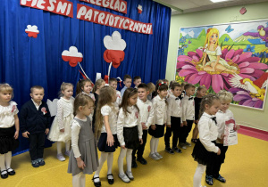 Kreciki śpiewają piosenkę