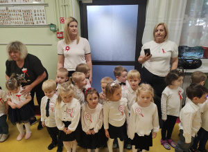 Udział w akcji "Szkoła do hymnu 2025"