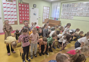 Turniej gier i zabaw ruchowych.