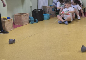 Turniej gier i zabaw ruchowych.