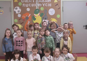 Turniej gier i zabaw ruchowych.