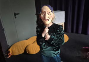 Udział w warsztatach teatralnych pt." Porusz sobą, porusz lalką"