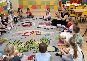 Dzień Misia na języku angielskim.