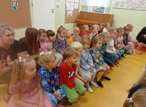 Audycja muzyczna pt. "Jesienna bajka o Violi".