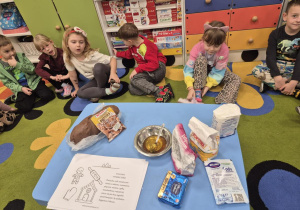 Pieczenie pierniczków.