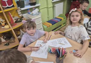 Pieczenie pierniczków.