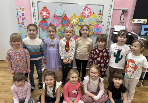 Franio z koleżankami z grupy