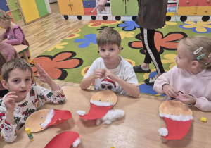 "Mikołaj"-praca plastyczna.