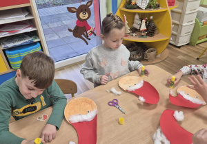 "Mikołaj"-praca plastyczna.