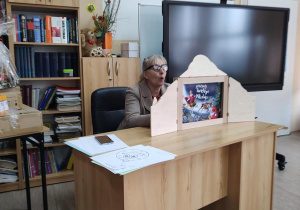 Teatrzyk Kamishibai "Prezenty Świętego Mikołaja"