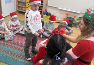 Tymon dostaje prezent