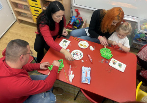 Aniela Lila z rodzicami