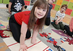 dzieci podczas zajęć