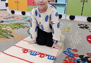 dzieci podczas zajęć