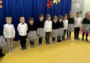 Śpiewamy dla kochanych dziadków