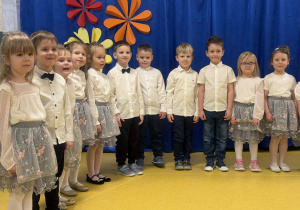 Kreciki na uroczystości z okazji Dnia Babci i Dziadka