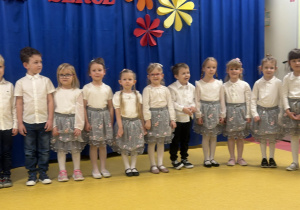 Kreciki na uroczystości z okazji Dnia Babci i Dziadka