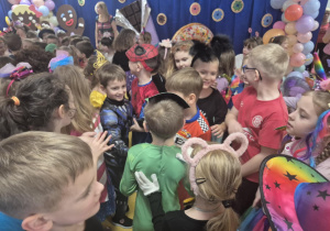 Bal karnawałowy "W cukierkowej krainie".