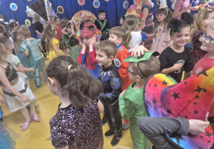 Bal karnawałowy "W cukierkowej krainie".