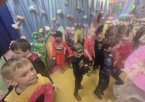 Bal karnawałowy "W cukierkowej krainie".
