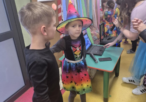 Bal karnawałowy "W cukierkowej krainie".