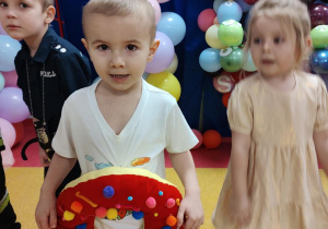 "Żuczki" w słodkiej krainie- zabawa karnawałowa