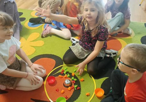 Poznajemy świat dinozaurów