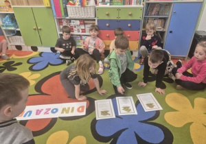 Poznajemy świat dinozaurów