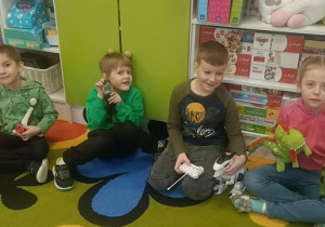 Poznajemy świat dinozaurów