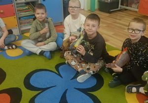 Poznajemy świat dinozaurów