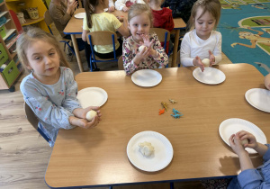 Dzień dinozaura w grupie Kreciki