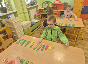 Zabawy matematyczne z klockami Nemi.