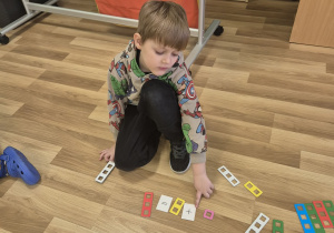 Zabawy matematyczne z klockami Nemi.