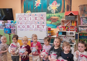 "Dzień kobiet" w grupie "Elfy"