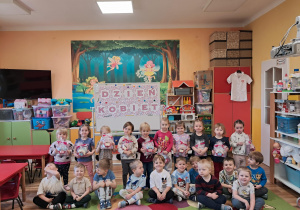 "Dzień kobiet" w grupie "Elfy"