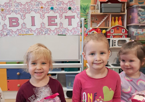 "Dzień kobiet" w grupie "Elfy"