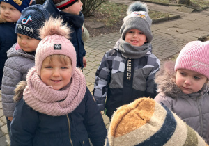 Spacer po przedszkolnym ogrodzie...