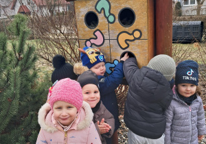 Spacer po przedszkolnym ogrodzie...