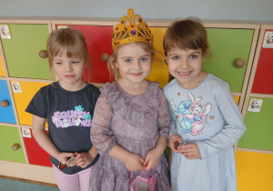 Marianna, Lena I Julka