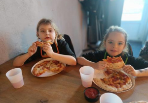 Wyjście do Pizzerii " Na Widelcu"