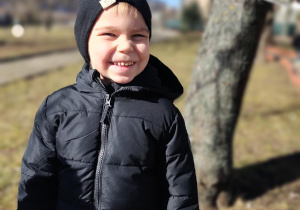 Nikodem w ogrodzie Calineczki