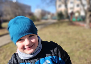 Wojtek w ogrodzie Calineczki