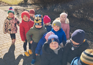 Spacer po przedszkolnym ogrodzie...